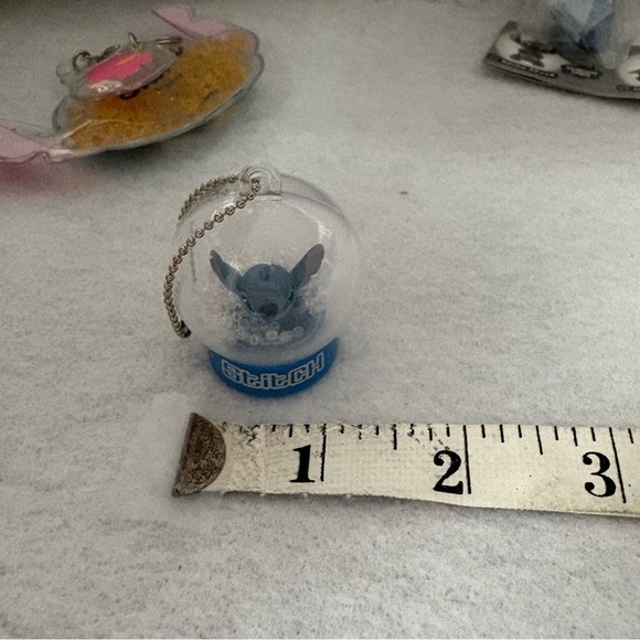 Set of 3 STITCH Snow Globe Keychain Puffy Charm Gashapon Figure Disney Japan - Picture 7 of 12